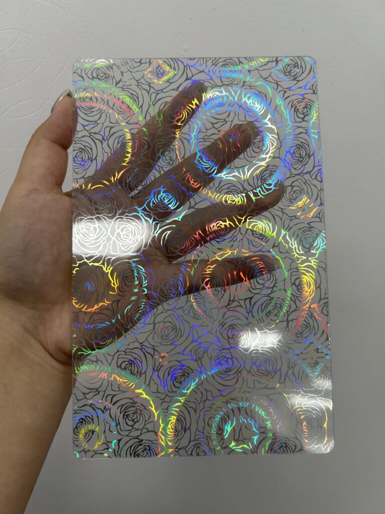 Láminas «Aura Prisma» Diseños Holográficos de Láser Avanzado
